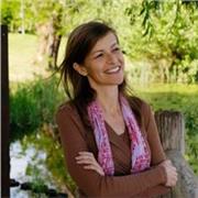 Insegnante d'inglese con esperienza pluriennale. Ex Cambridge speaking examiner per gli esami KET, PET E FCE